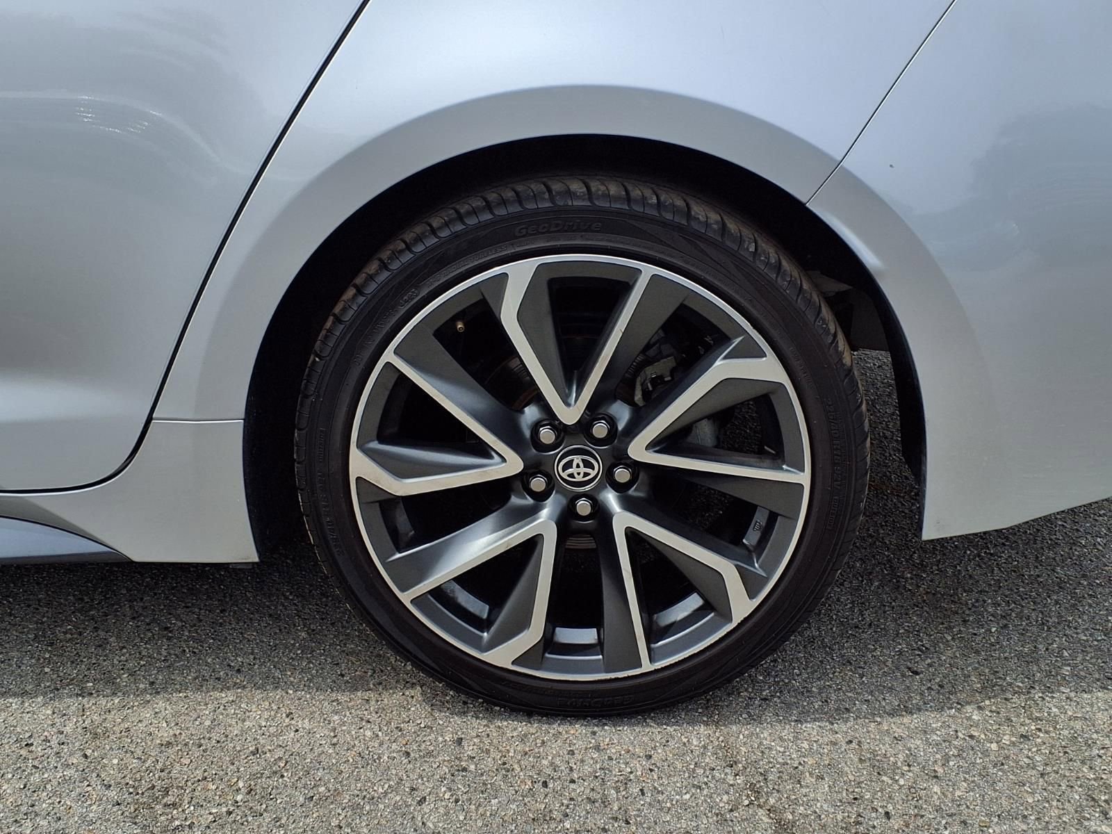 Used 2021 Toyota Corolla SE w/ Carpet Mat Package (TMS) image 4