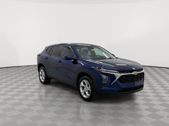 Certified 2024 Chevrolet Trax LS w/ LS Convenience Package FWD image 14