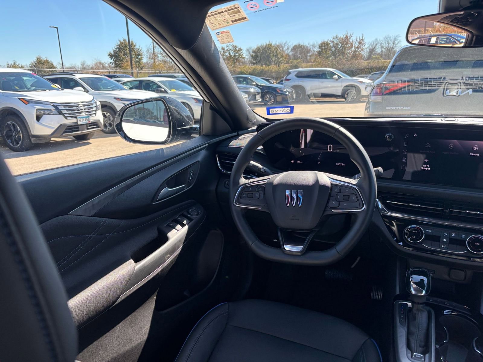 Used 2025 Buick Envista Sport Touring image 33