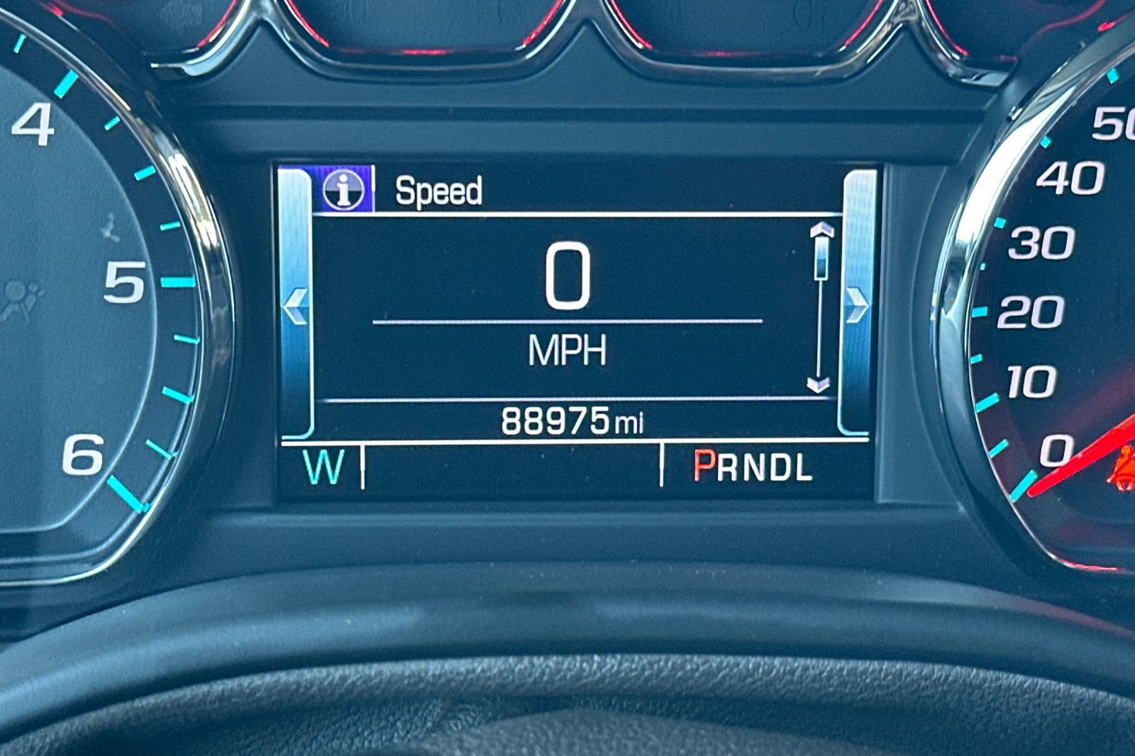 Used 2018 Chevrolet Suburban Premier AWD/4WD image 26