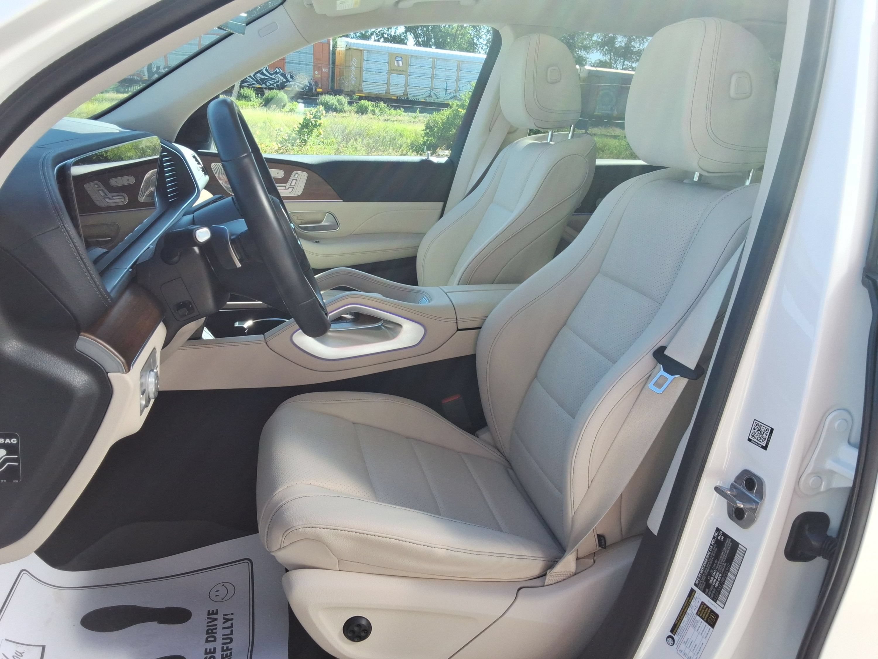 Used 2024 Mercedes-Benz GLS 450 4MATIC image 29