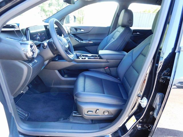 New 2026 Chevrolet Equinox LT w/ Convenience Package II image 12