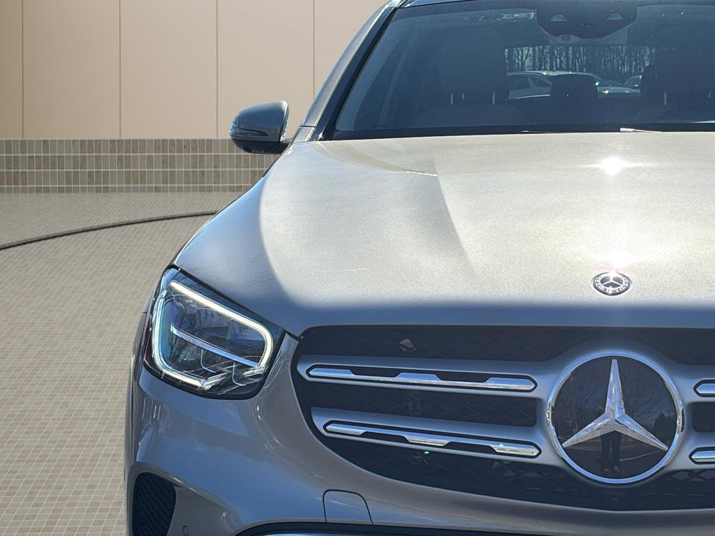 Used 2020 Mercedes-Benz GLC 300 4MATIC image 10