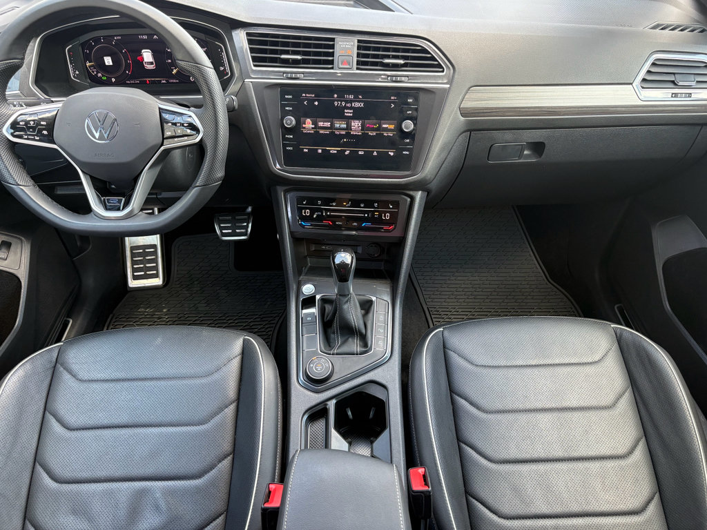 Used 2024 Volkswagen Tiguan SEL R-Line AWD/4WD image 2