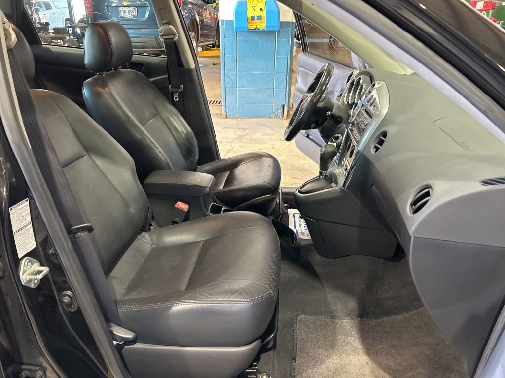 Used 2005 Pontiac Vibe AWD image 29
