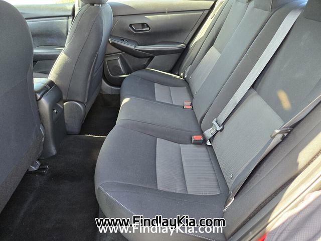 Used 2024 Nissan Sentra SV FWD image 12
