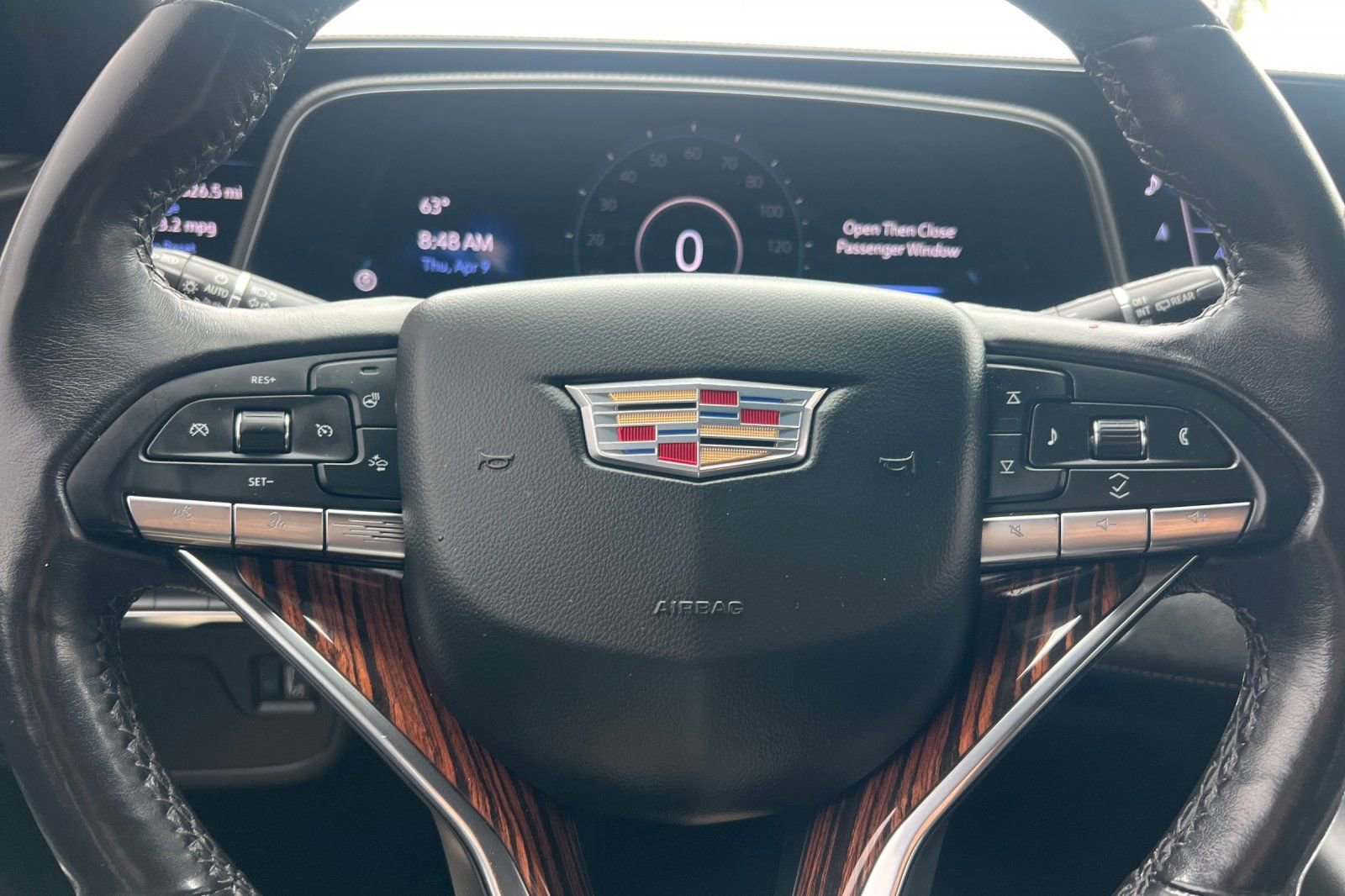 Used 2022 Cadillac Escalade Luxury image 24