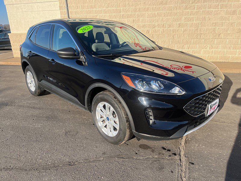 Used 2022 Ford Escape SE image 2