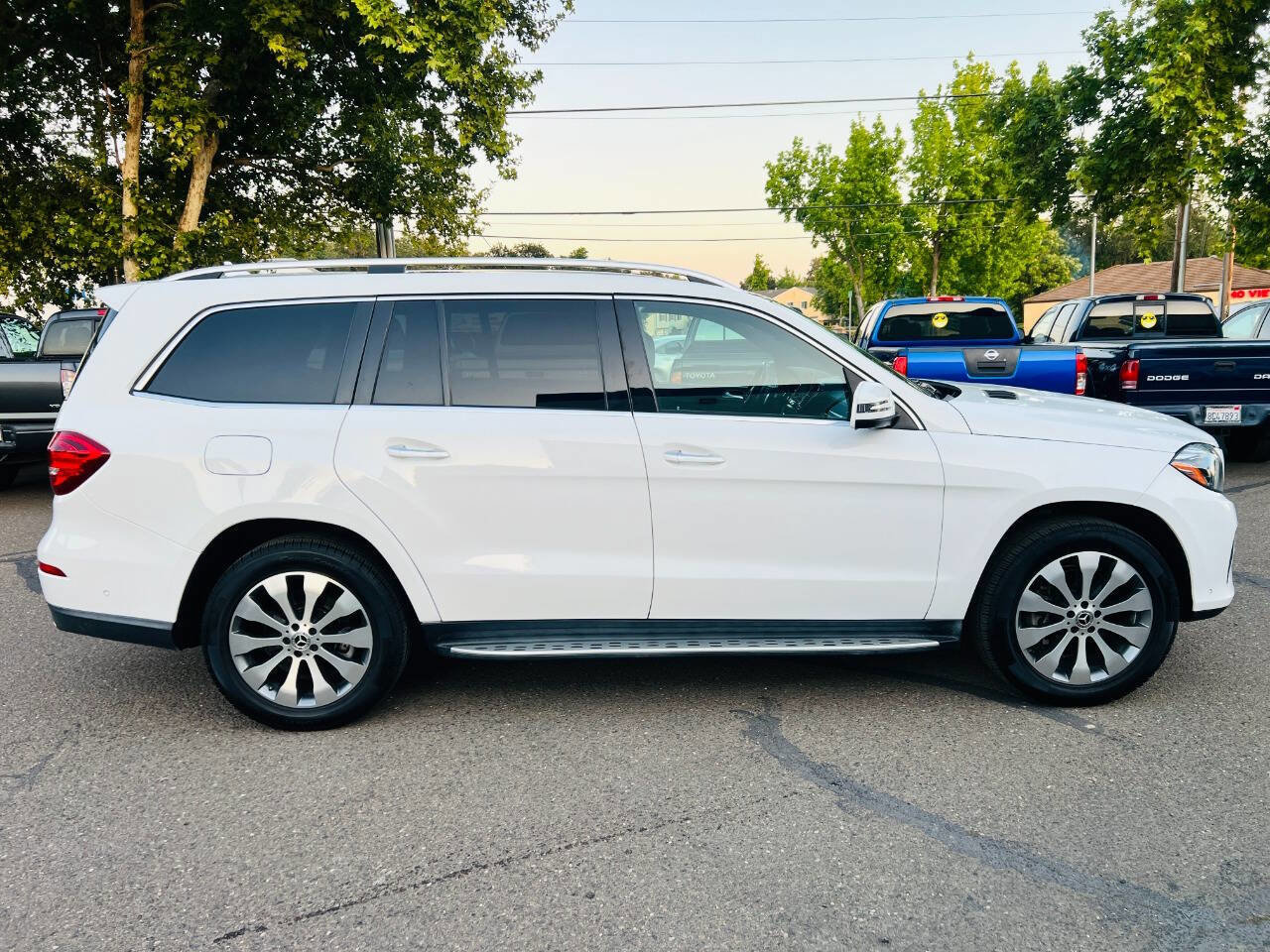 Used 2019 Mercedes-Benz GLS 450 4MATIC image 6