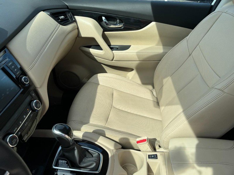 Used 2020 Nissan Rogue SL w/ Premium Package FWD image 14