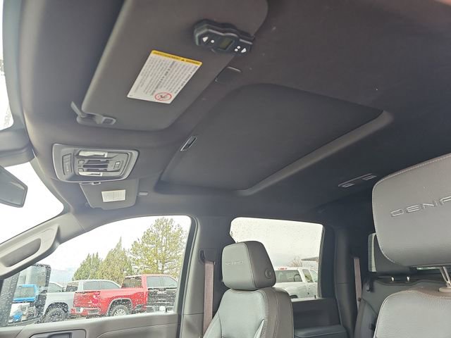 Used 2021 GMC Sierra 2500 Denali AWD/4WD image 15