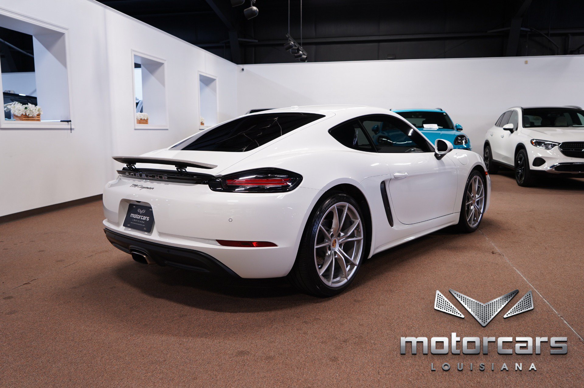 Used 2019 Porsche 718 Cayman RWD image 7