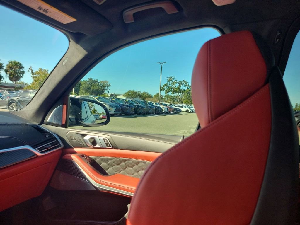 Used 2023 BMW X5 M w/ Competition Package image 3