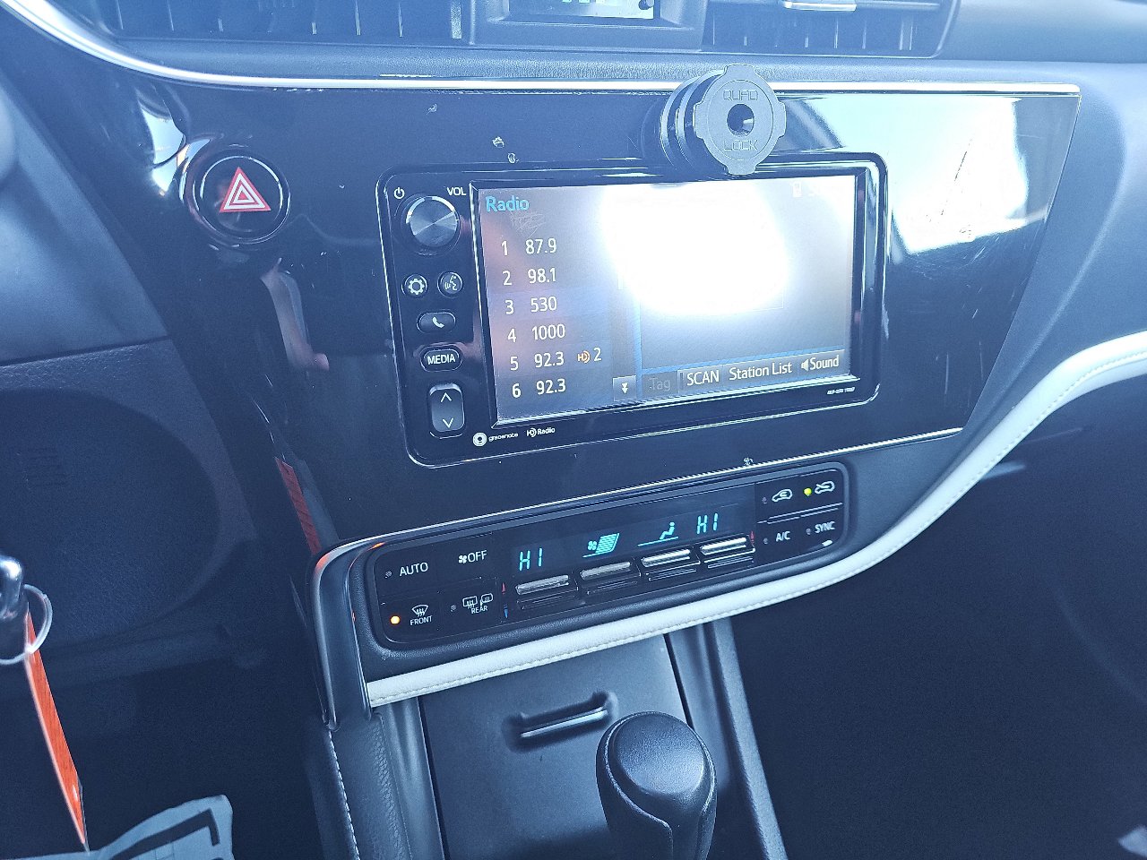 Used 2017 Toyota Corolla iM image 15