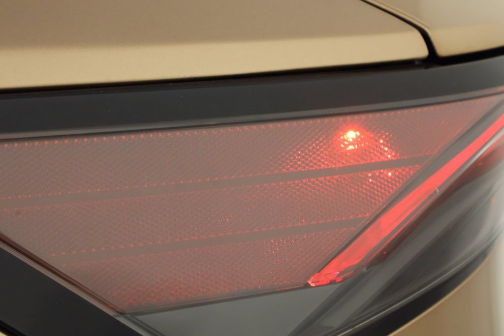 Used 2023 Nissan Ariya FWD image 37