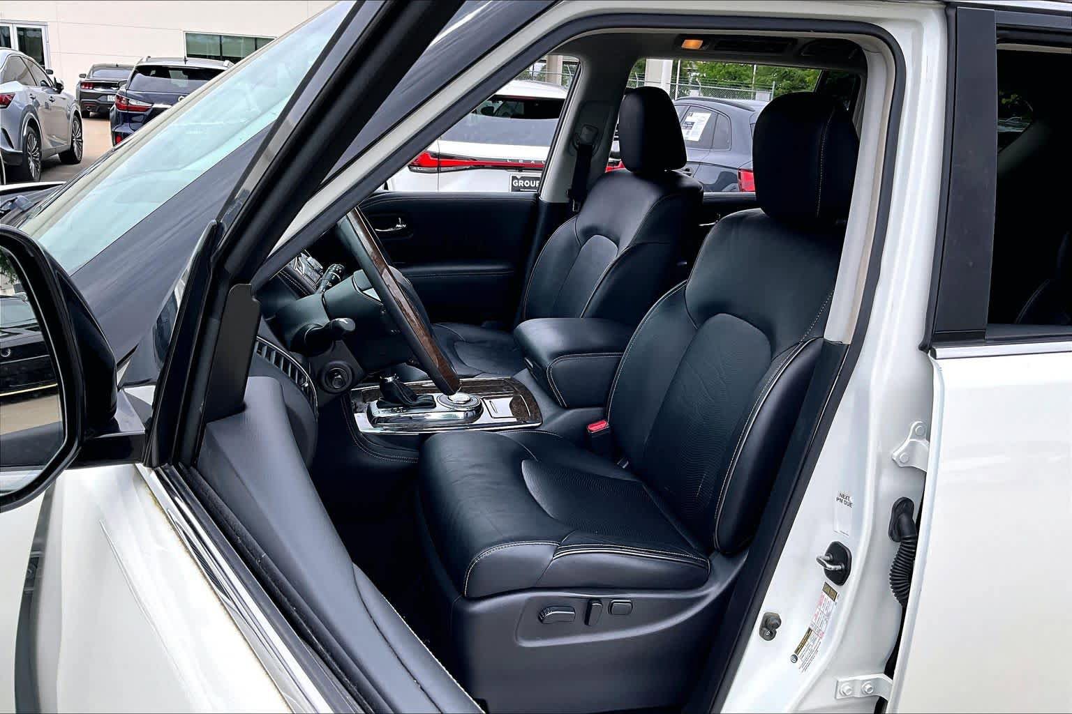 Used 2017 INFINITI QX80 2WD image 7