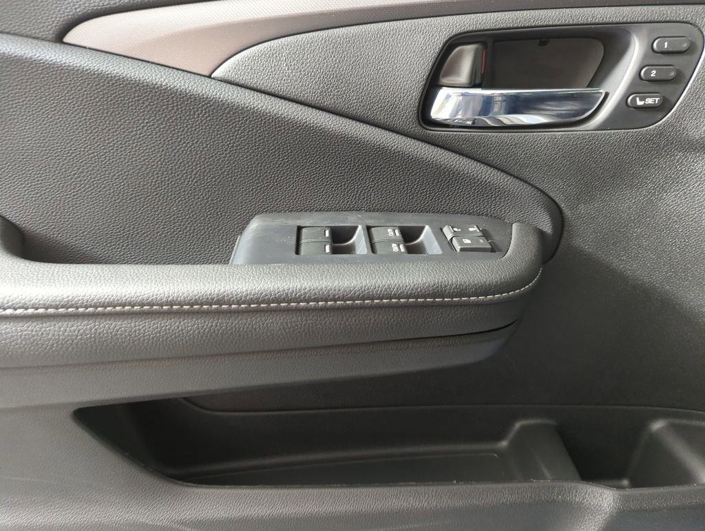 New 2026 Honda Ridgeline RTL image 14