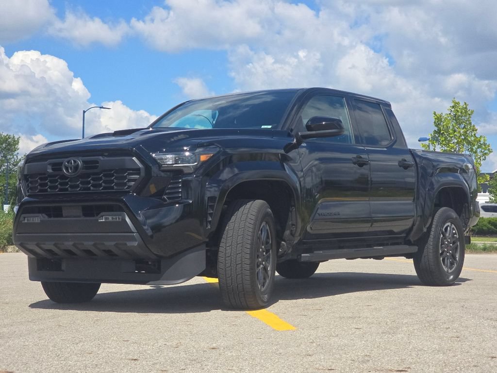 Used 2025 Toyota Tacoma TRD Sport AWD/4WD image 11