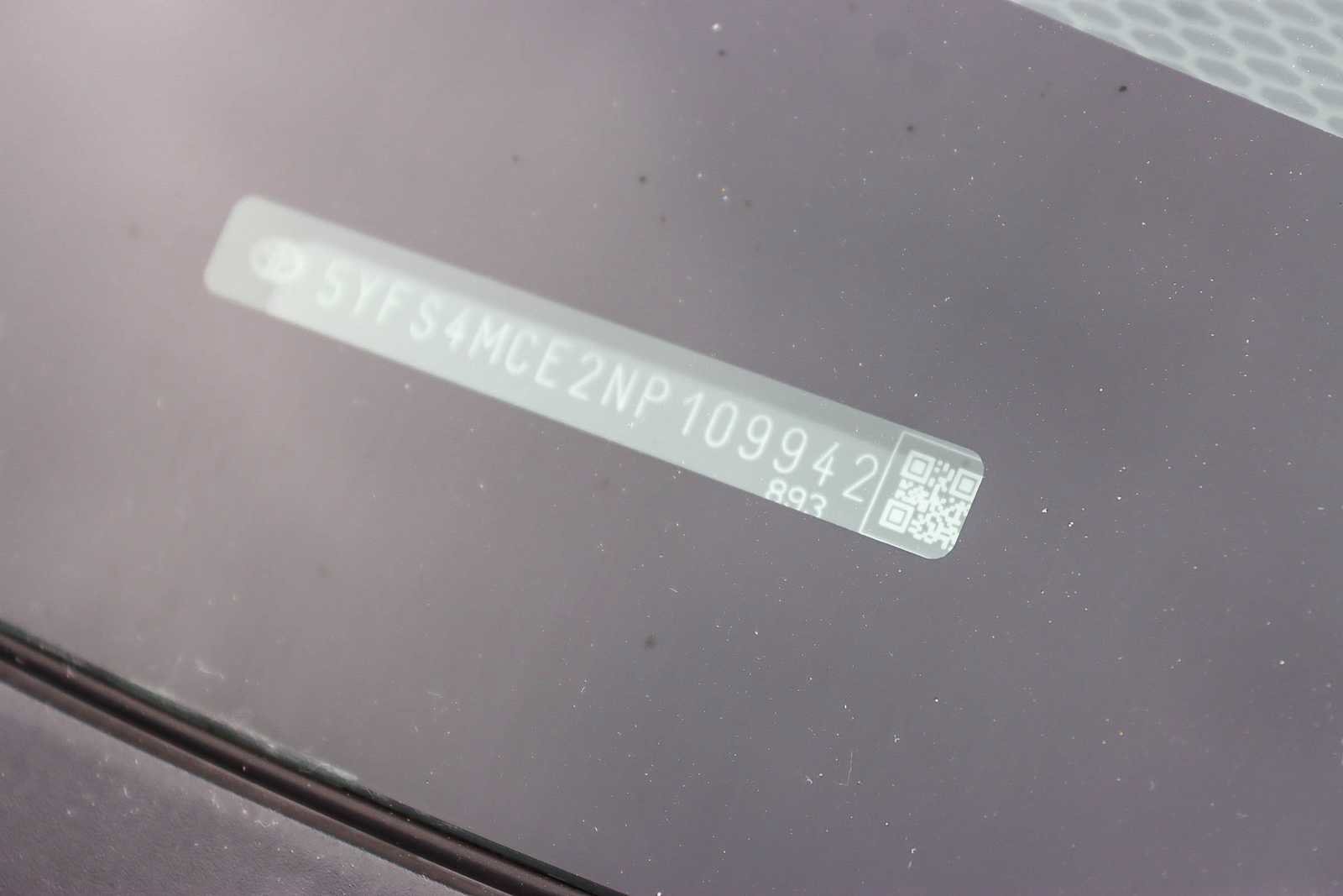 Used 2022 Toyota Corolla SE w/ Carpet Mat Package (TMS) image 27