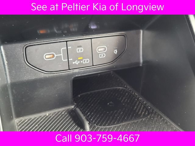 Certified 2025 Kia Sorento S FWD image 30