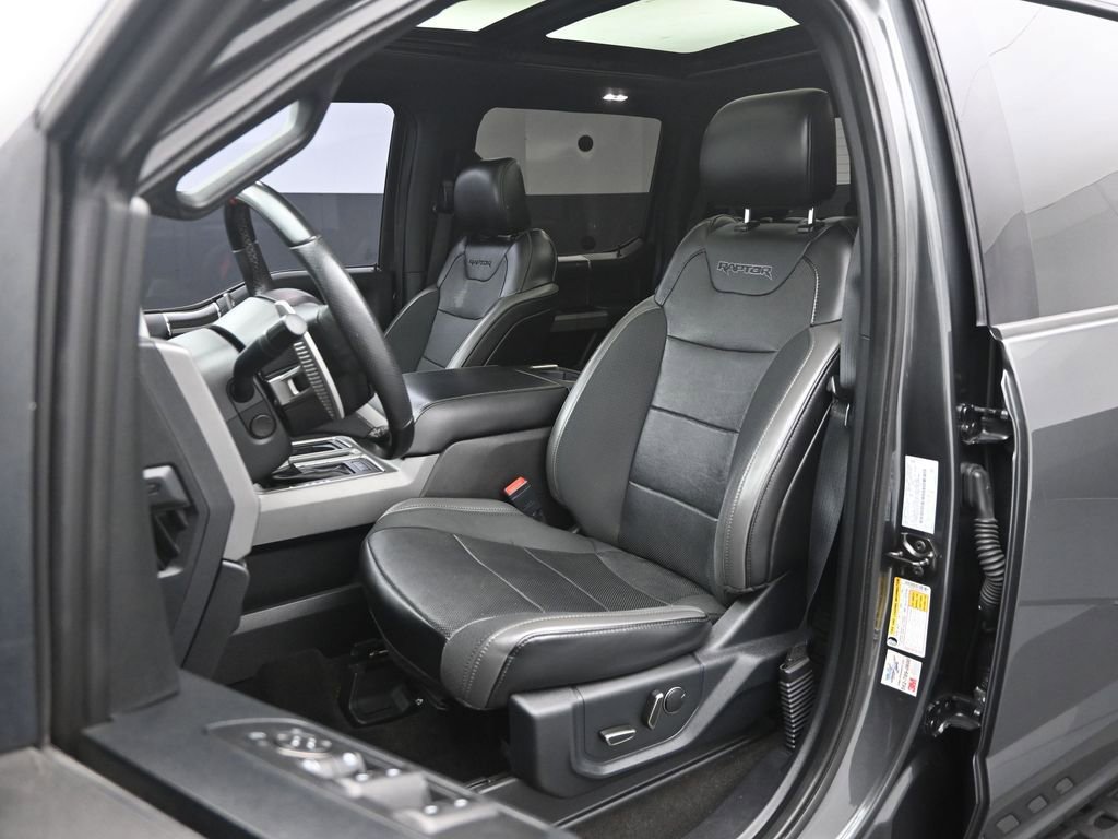 Used 2019 Ford F150 Raptor w/ Equipment Group 802A Luxury AWD/4WD image 8