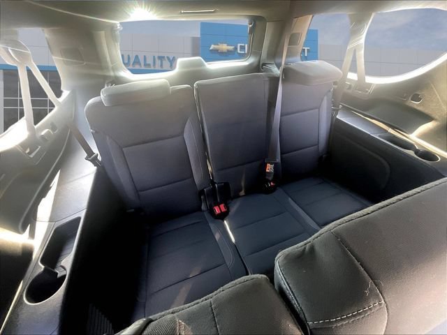 Certified 2025 Chevrolet Suburban LS AWD/4WD image 28