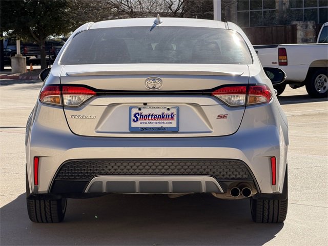 Used 2024 Toyota Corolla SE image 7