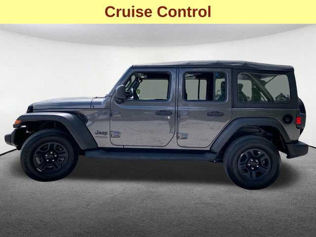 Used 2022 Jeep Wrangler Unlimited Sport AWD/4WD image 6