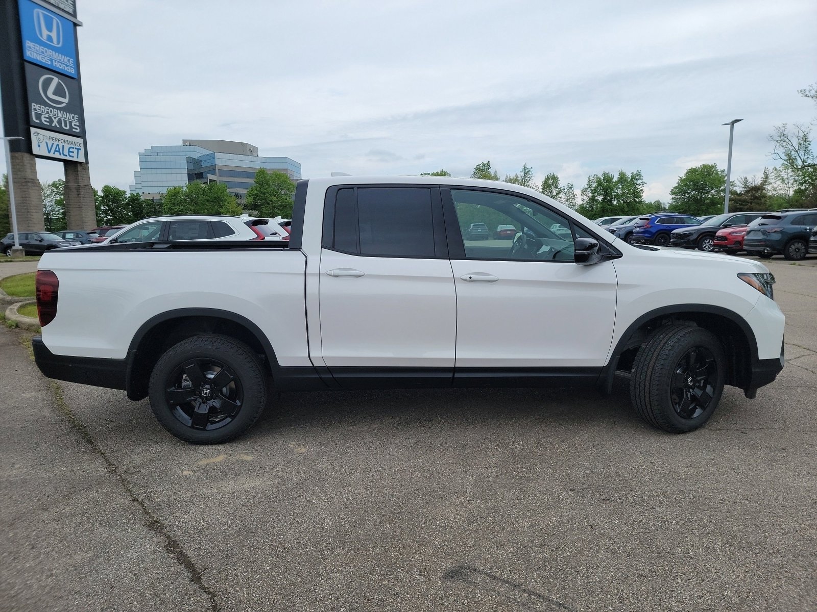 New 2026 Honda Ridgeline Black Edition image 29
