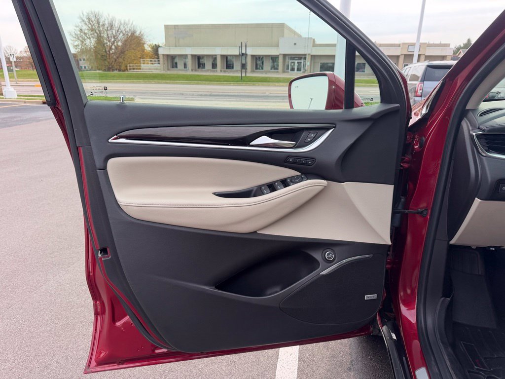 Used 2018 Buick Enclave Premium w/ Trailering Package FWD image 12