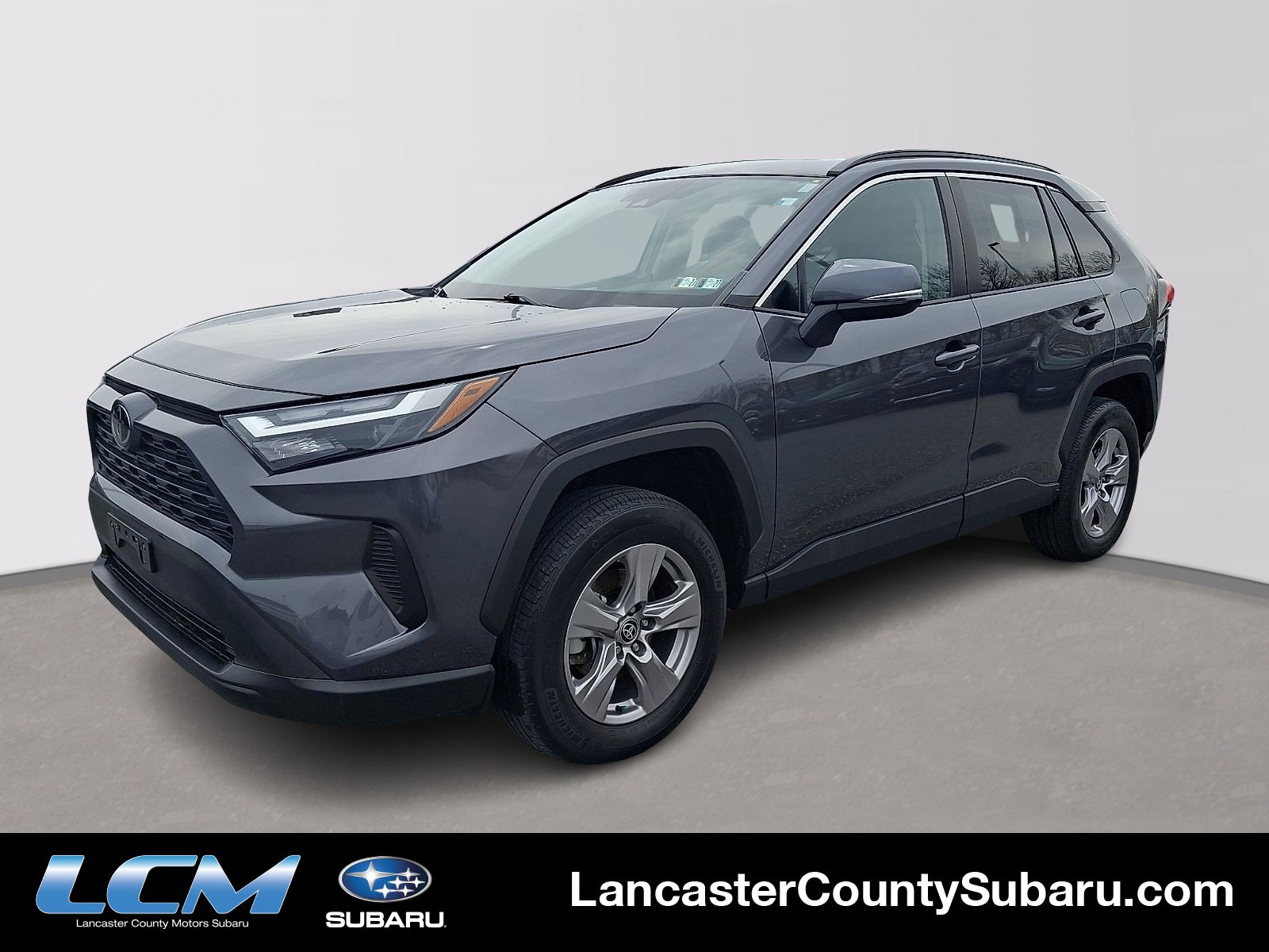 Used 2022 Toyota RAV4 XLE w/ Convenience Package image 1