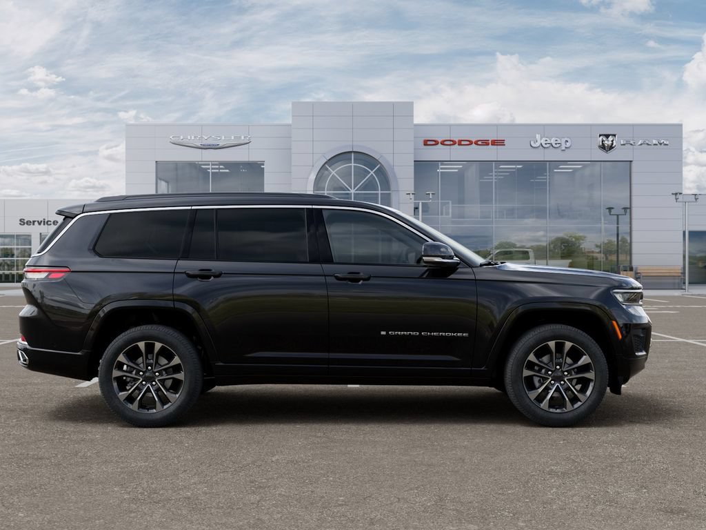 New 2025 Jeep Grand Cherokee L Overland w/ Advanced Protech Group III AWD/4WD image 22