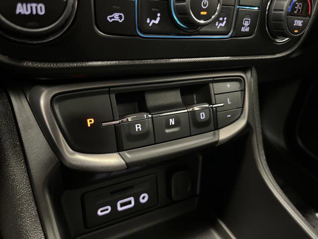 Used 2022 GMC Terrain AT4 w/ Tech Package image 21