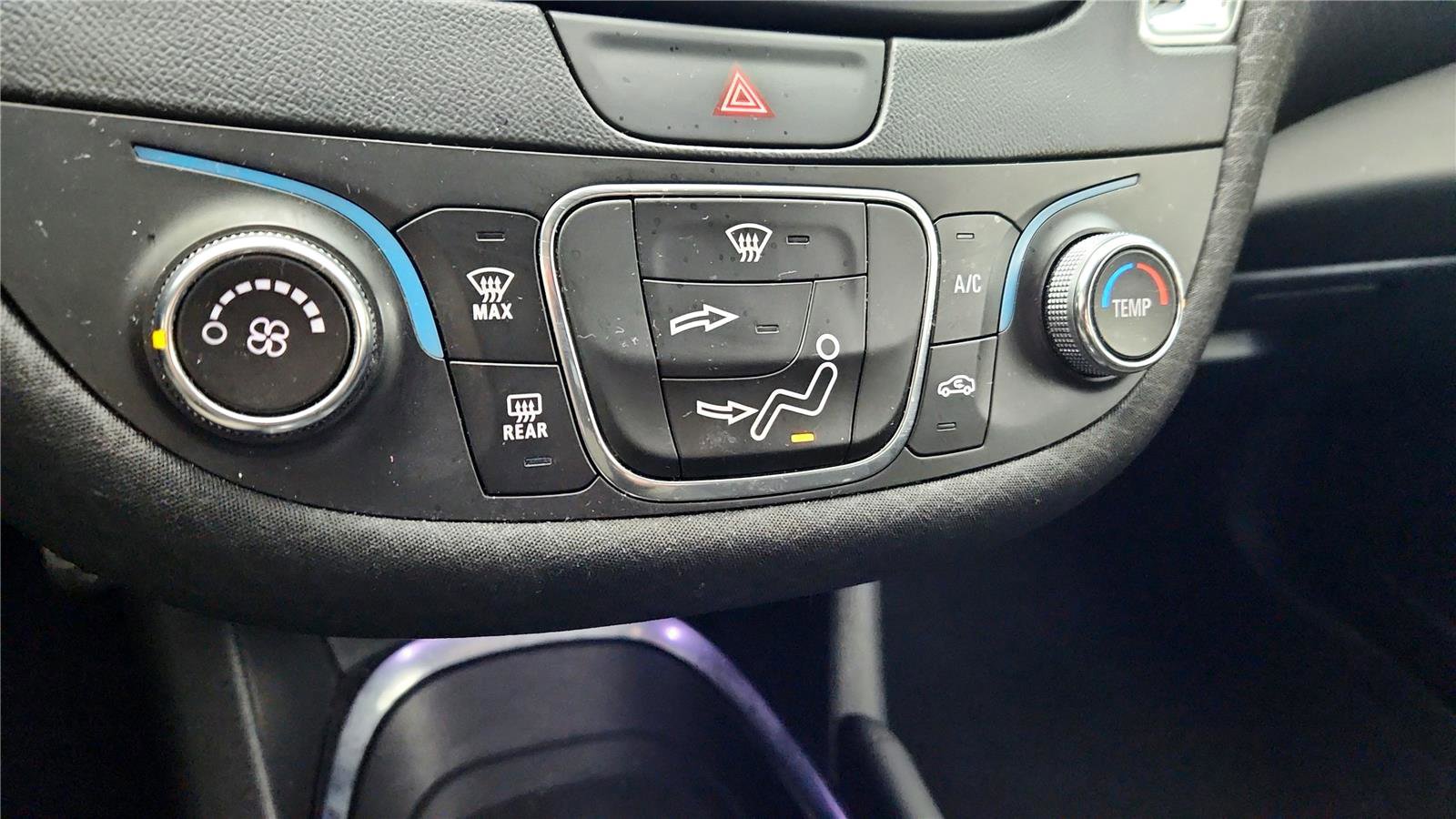 Used 2016 Chevrolet Malibu LT image 37