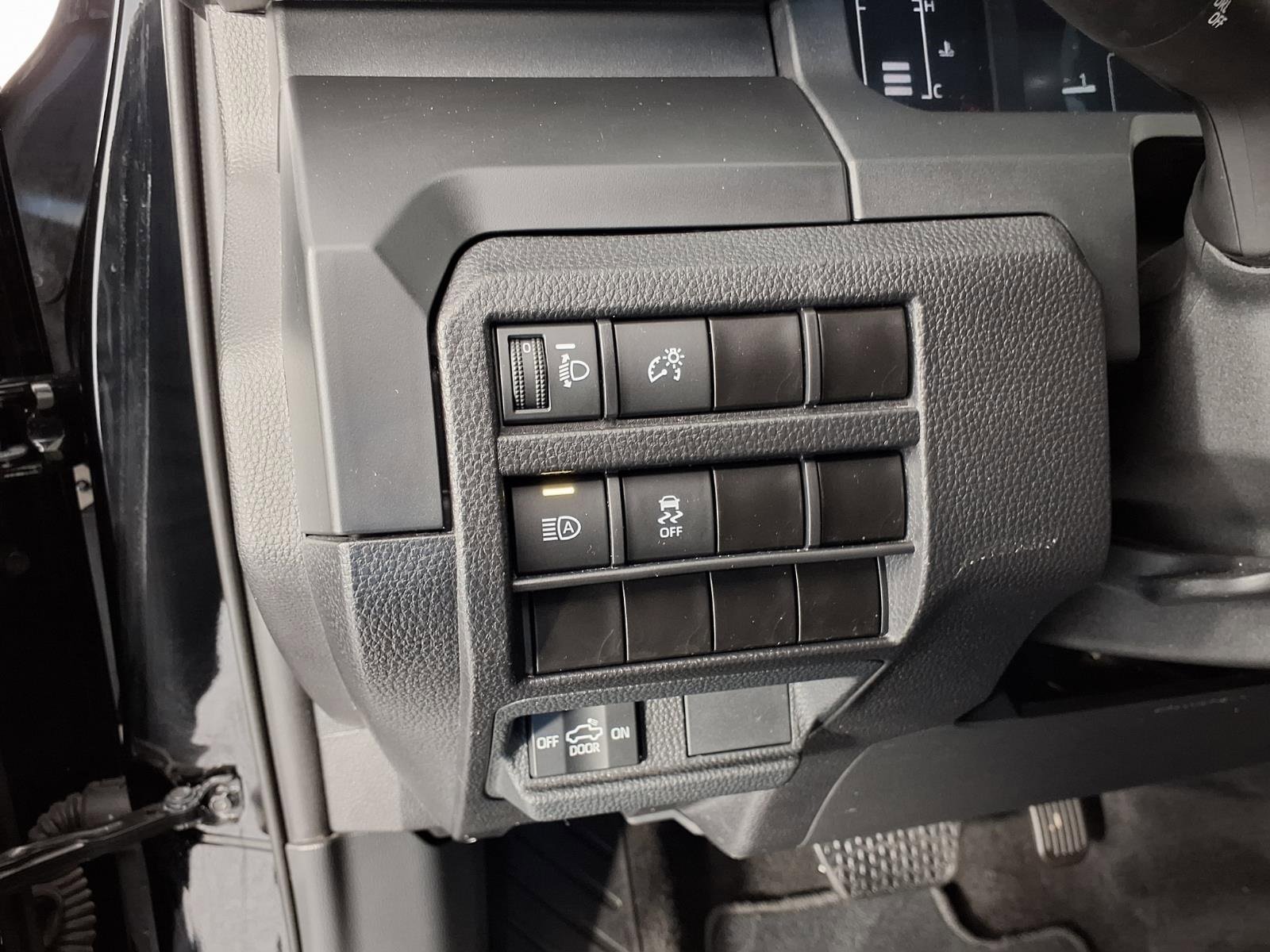 Used 2024 Toyota Tacoma SR image 21