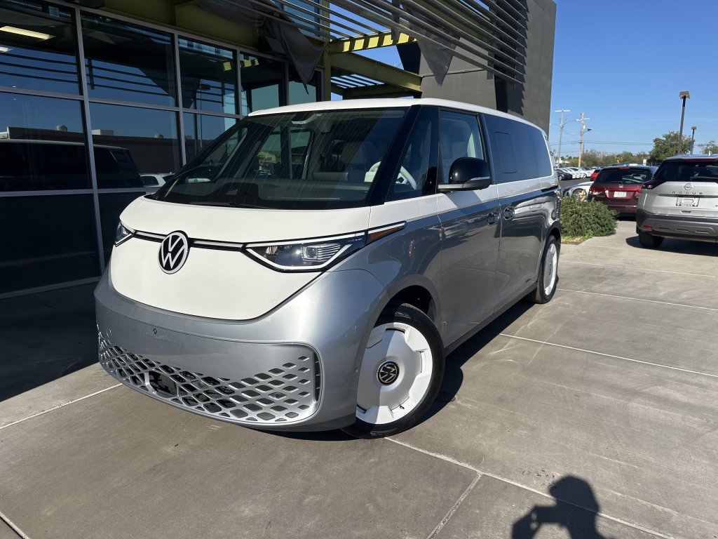 Used 2025 Volkswagen ID. Buzz 1st Edition AWD/4WD image 1