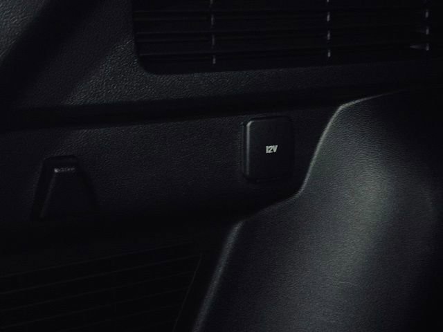 Used 2022 Ford Escape SE w/ SE Sport Appearance Package image 11