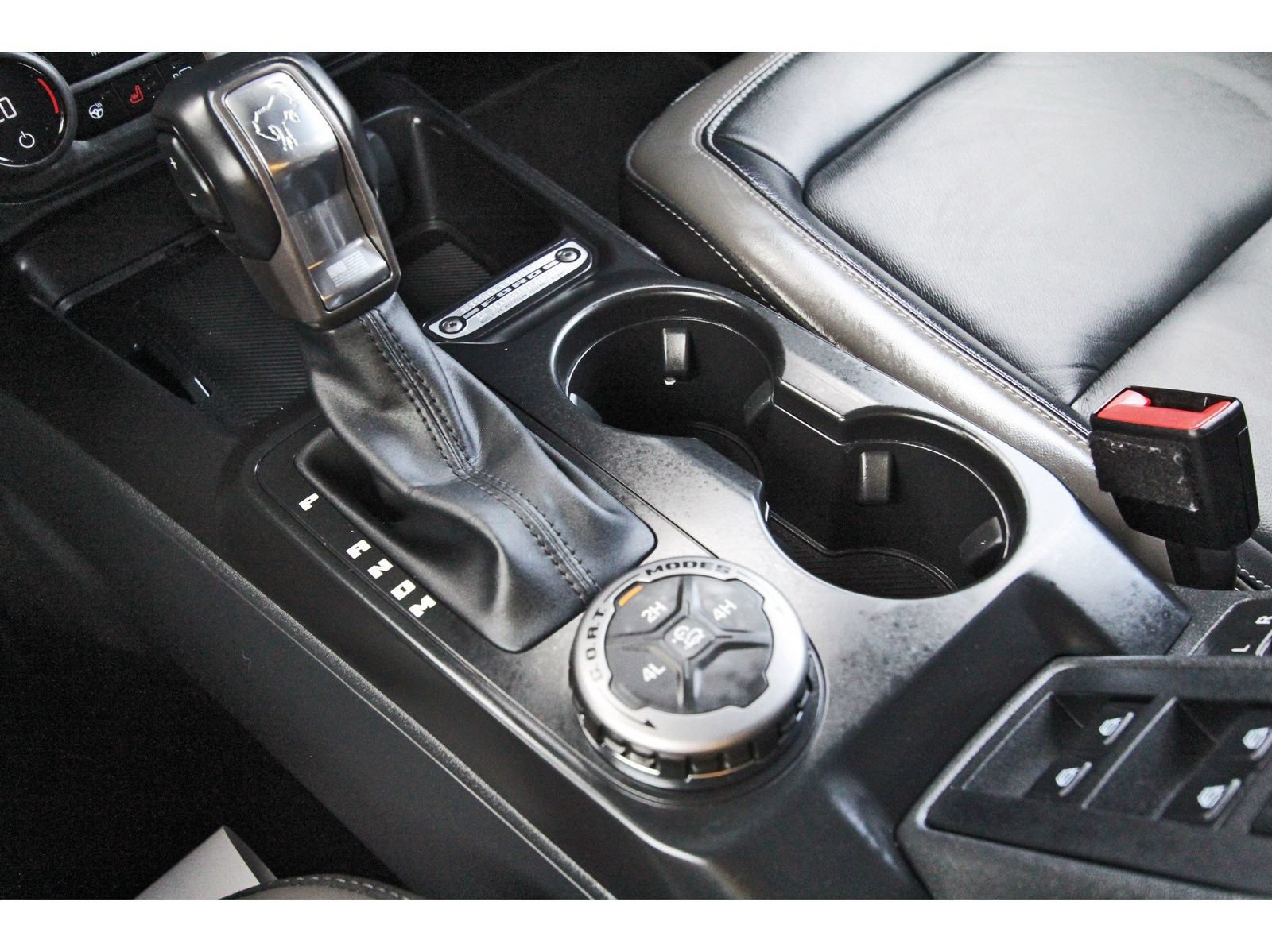 Used 2025 Ford Bronco Outer Banks AWD/4WD image 27