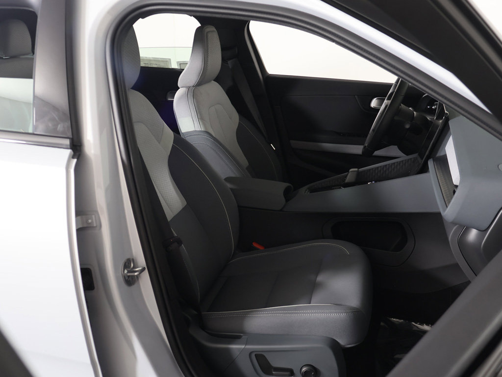 Used 2024 Polestar Polestar 2 AWD/4WD image 26