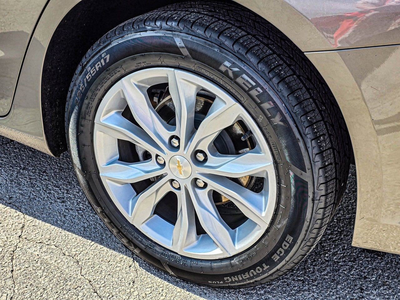 Certified 2025 Chevrolet Malibu LT FWD image 8