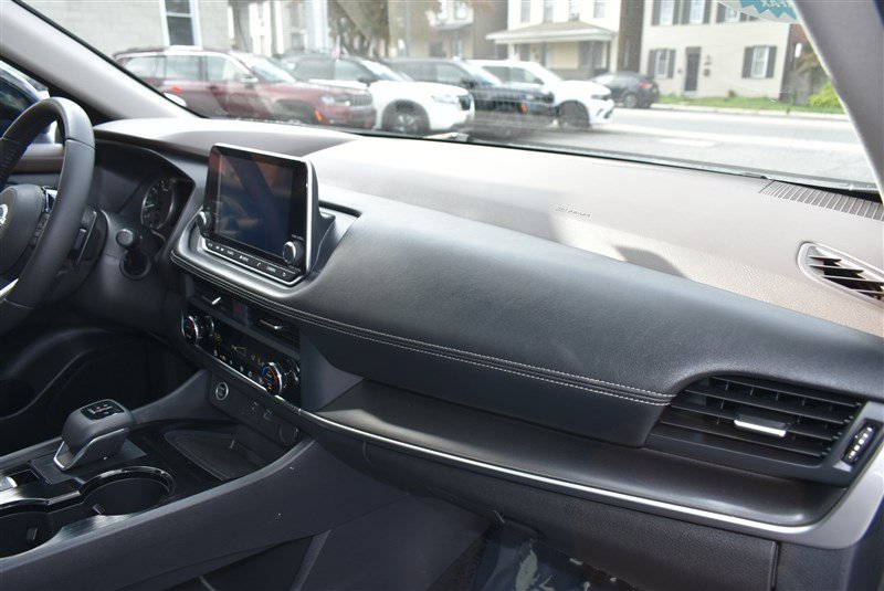 Used 2023 Nissan Rogue SV w/ SV Premium B Package AWD/4WD image 33