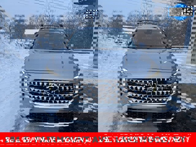 Certified 2022 Hyundai Santa Fe SEL image 2