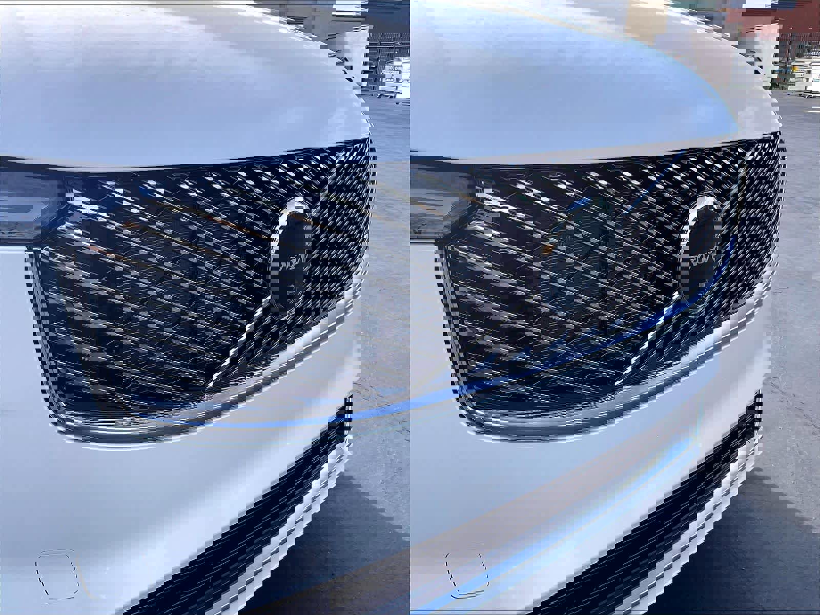 New 2026 Volvo XC90 T8 Plus w/ Protection Package Premier image 34