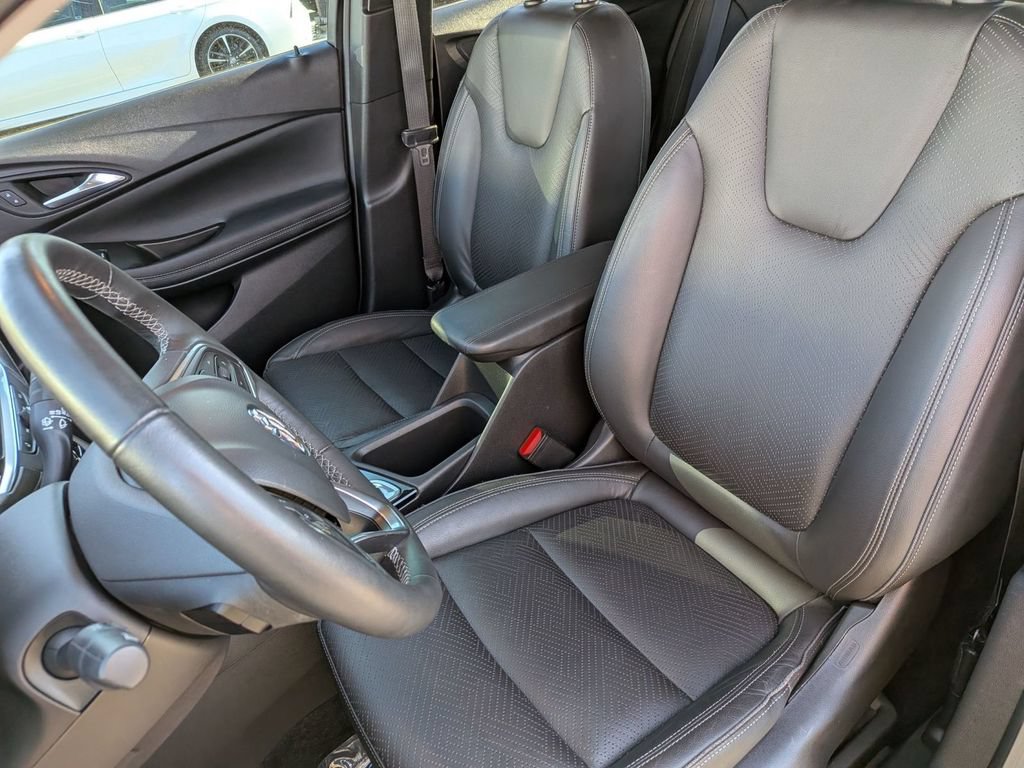 Used 2022 Buick Encore GX Essence w/ Advanced Technology Package AWD/4WD image 14