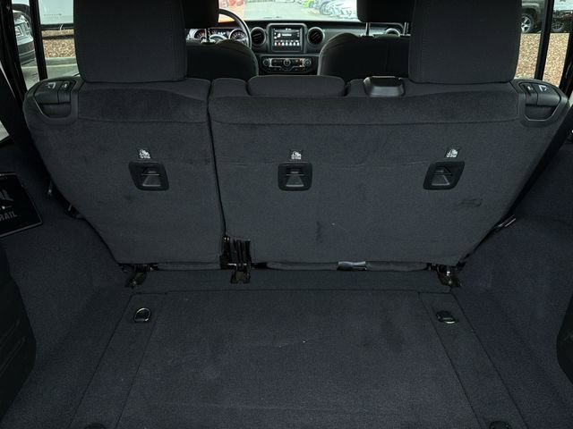 Used 2023 Jeep Wrangler Sport image 39