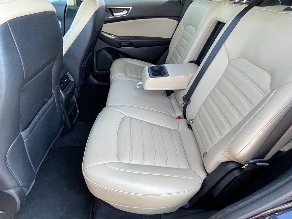 Used 2024 Ford Edge SEL image 11