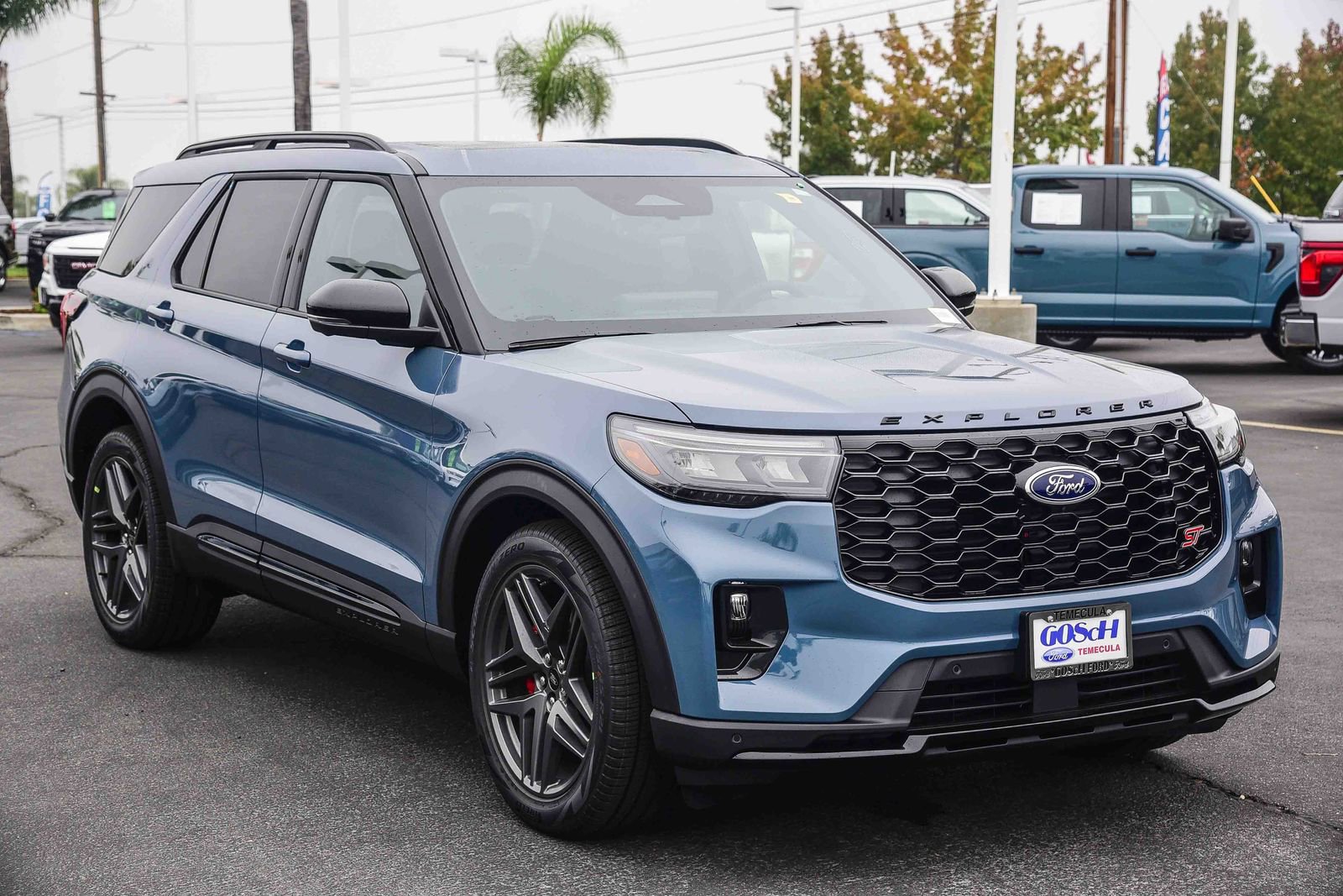 New 2026 Ford Explorer ST image 3