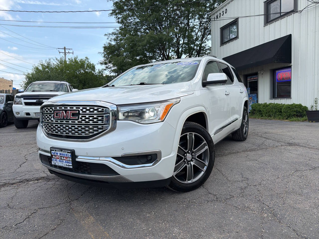 Used 2019 GMC Acadia Denali w/ Technology Package
