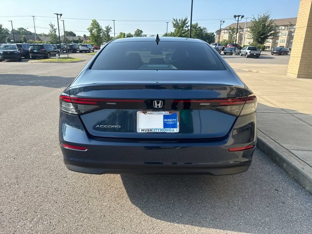 Used 2025 Honda Accord SE image 3