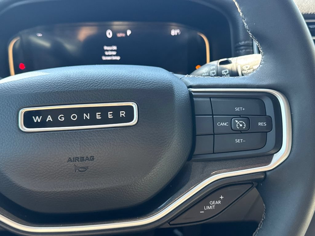Used 2022 Jeep Wagoneer Series I AWD/4WD image 26